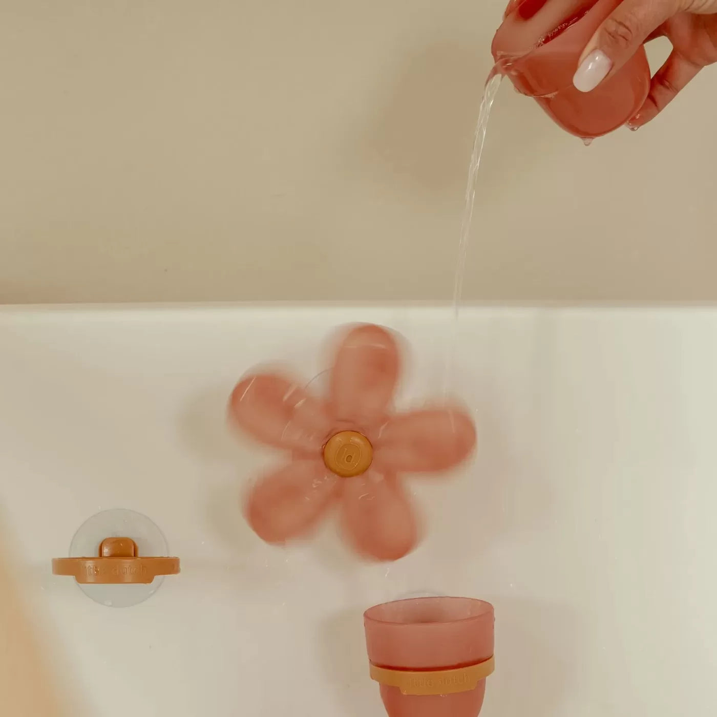 Little Dutch Bath Play Cups Set - Flower