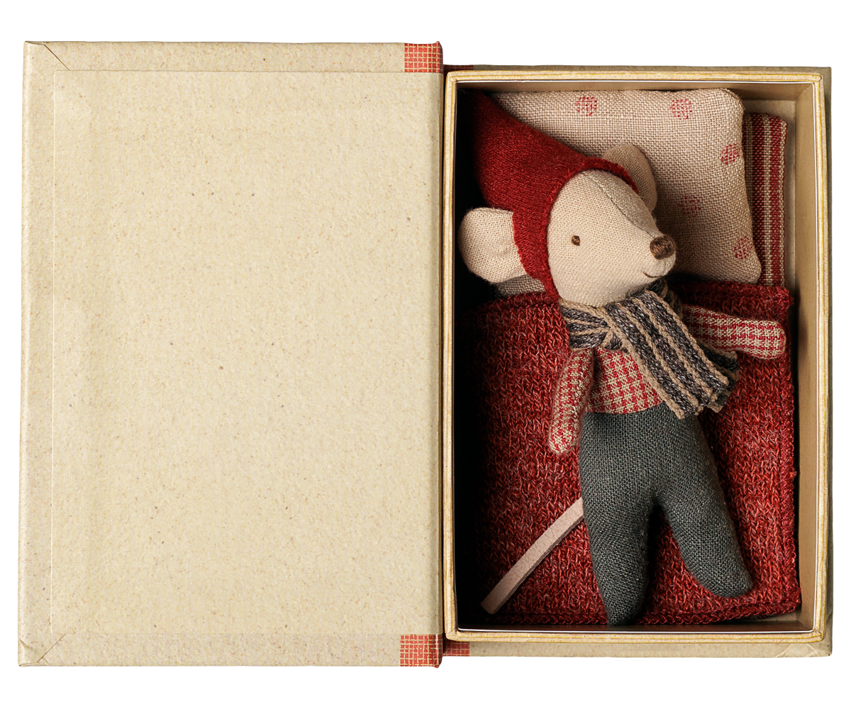 Maileg Christmas Mouse, Baby in Book