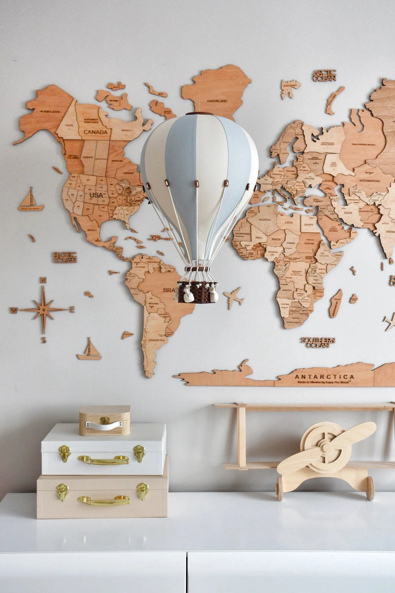 Dekoratīvs gaisa balons — Krēmkrāsa/ Gaiši zils