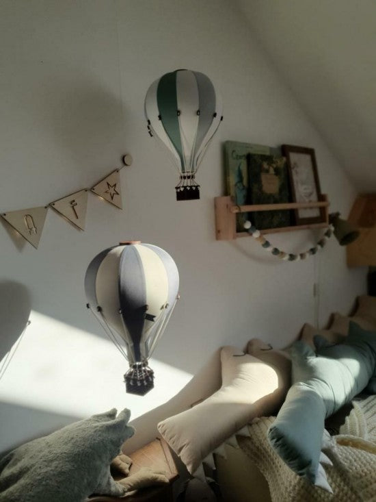 Dekoratīvs gaisa balons — Krēmkrāsa/ Tumši pelēks