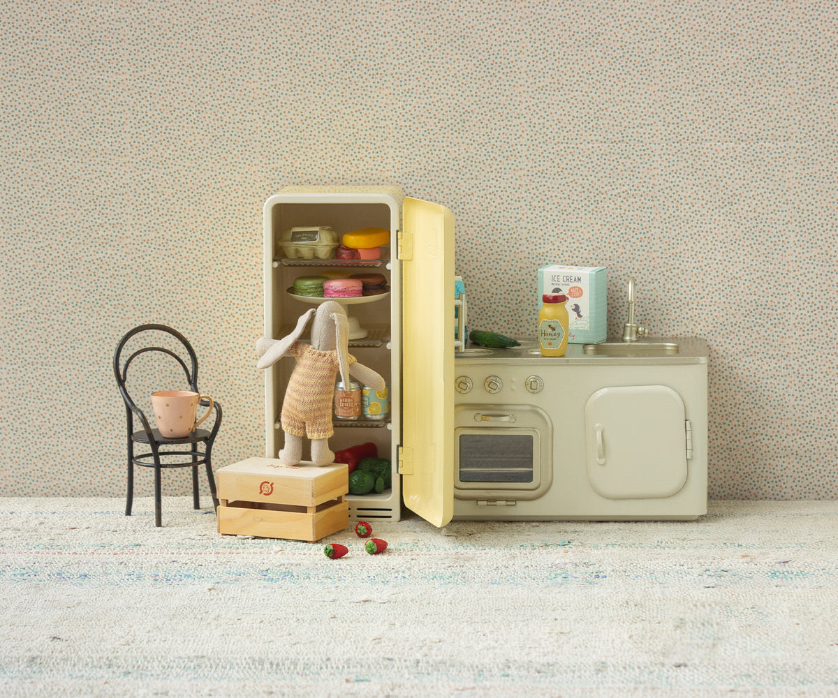 Maileg Fridge, Miniature – Yellow