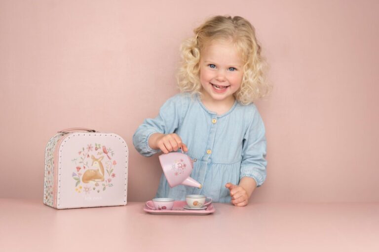 Little Dutch Tea Set In Suitcase ´Fairy Garden´
