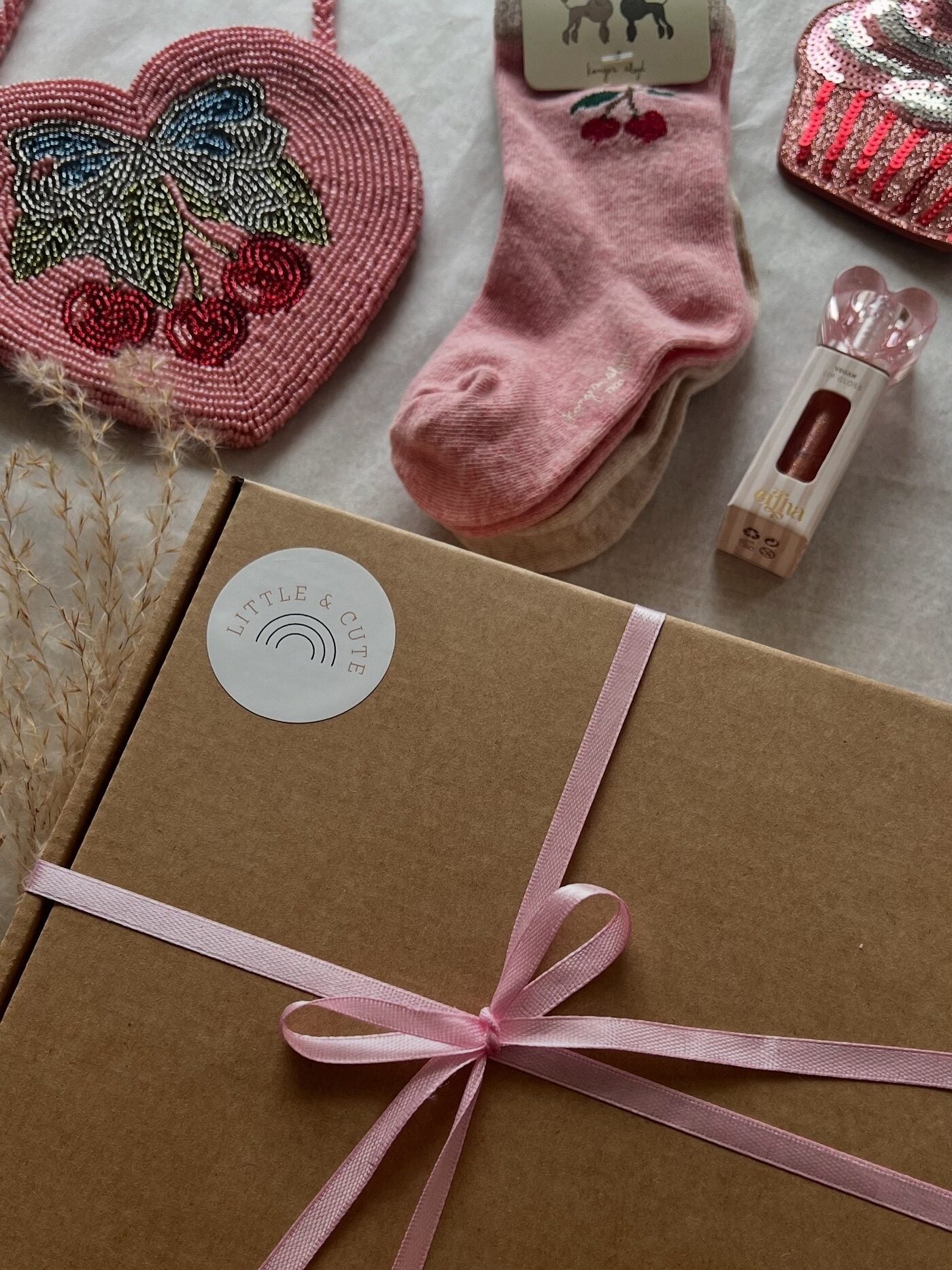 Gift box S size