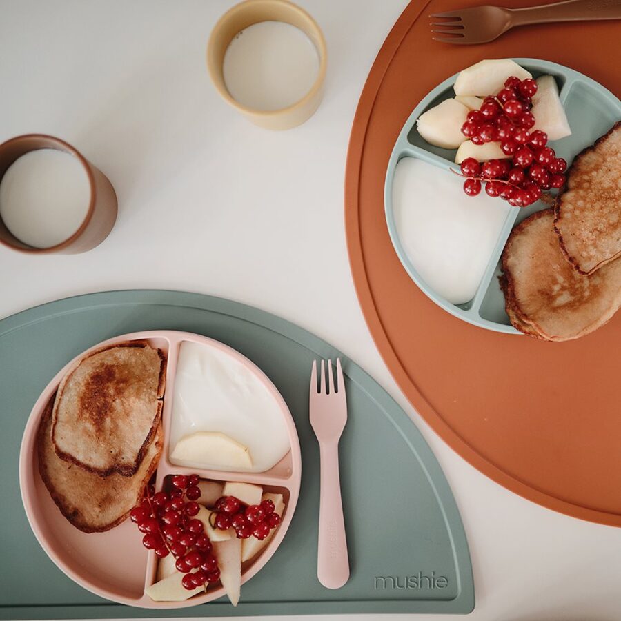 Mushie Silicone Divided Plate - Ivory