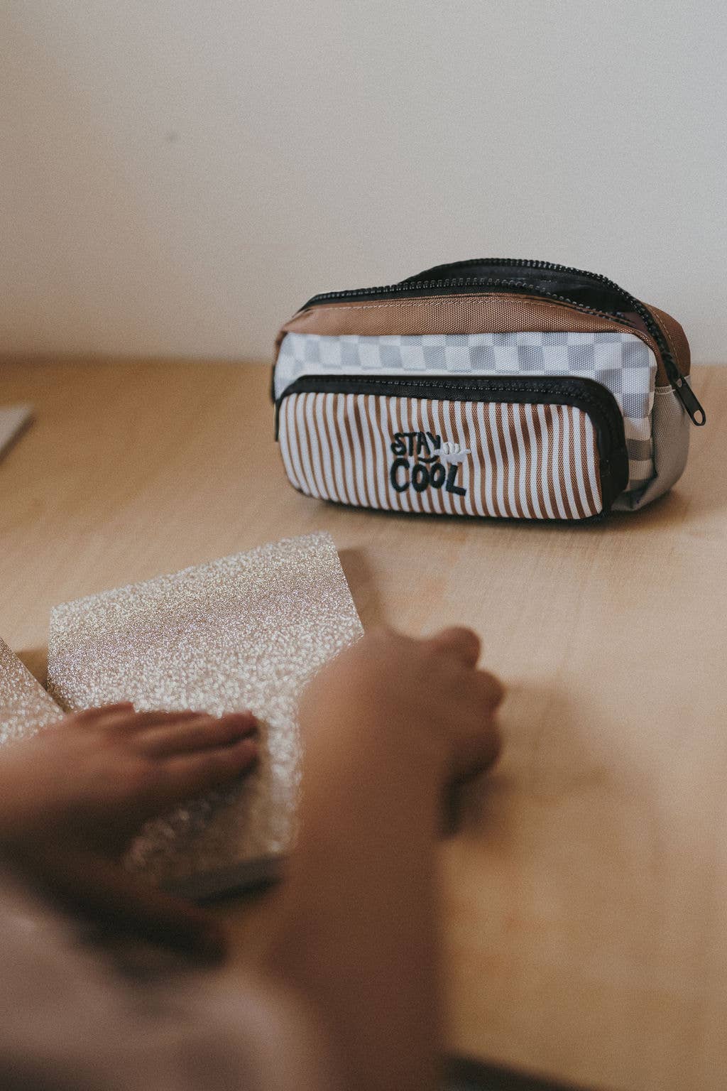 Lina school pencil case - Checkerboard