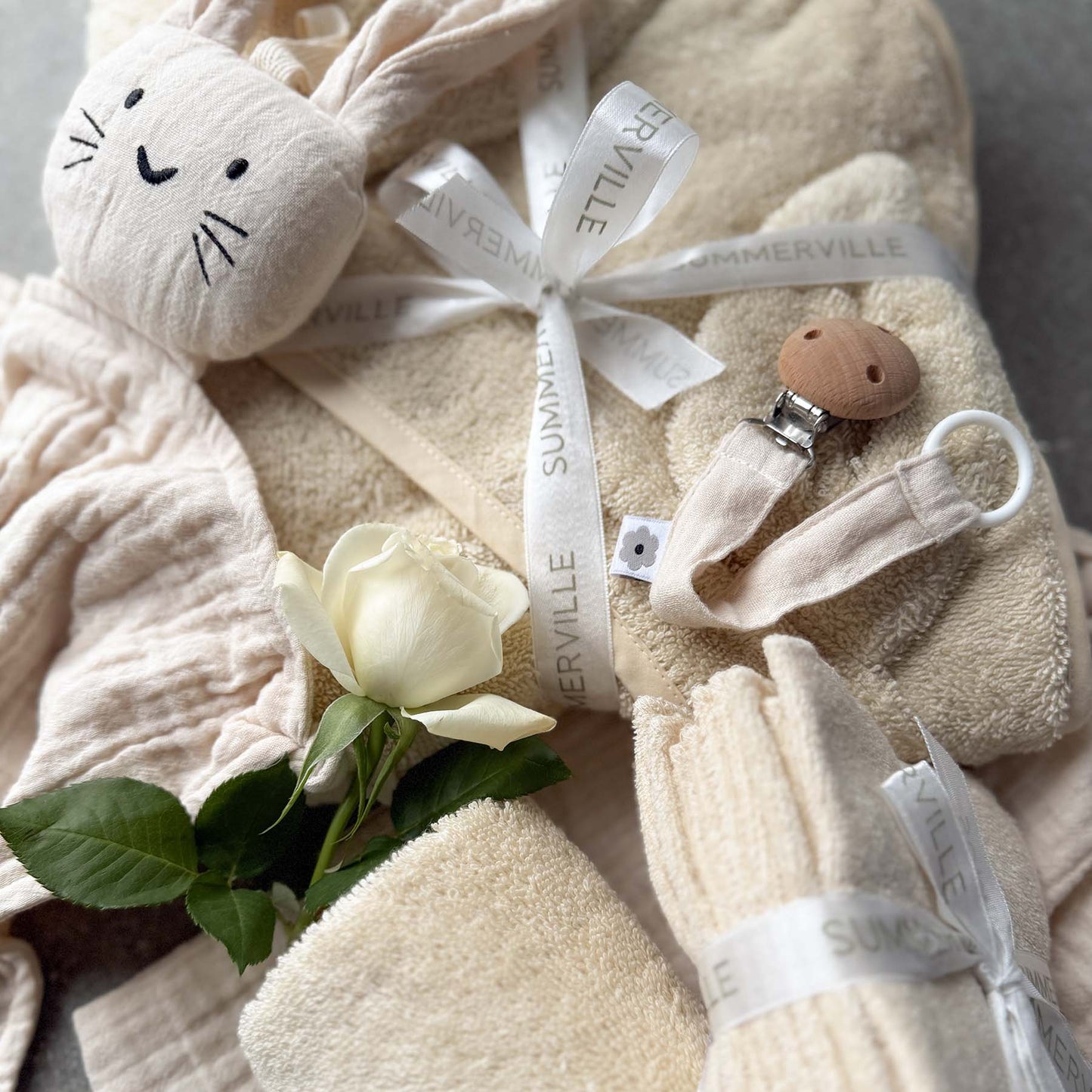 Organic Baby Gift Set "Welcome Baby" Sandshell