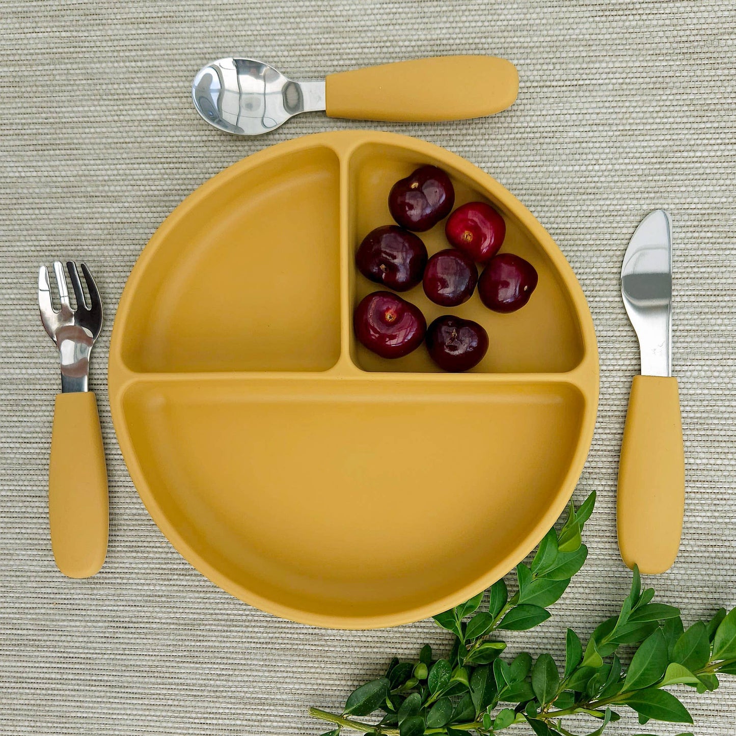 Plate Divided Silicone Ochre