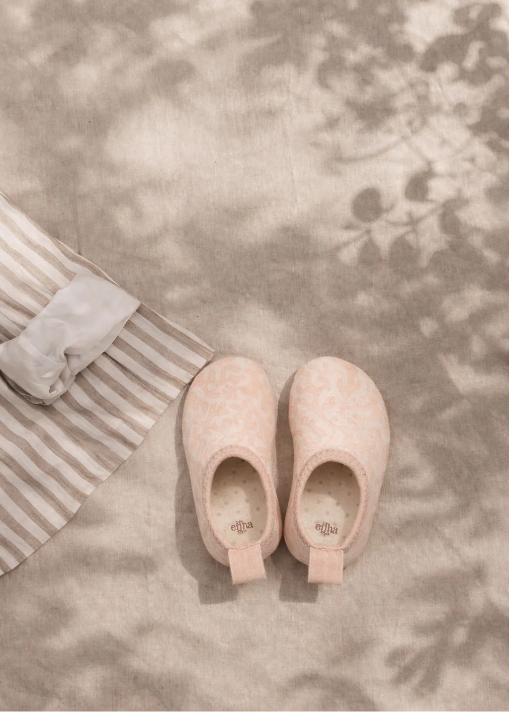Mrs Ertha New Swimming Shoes - Blushin Coral