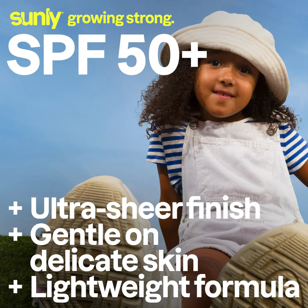 ATTITUDE Bērnu Minerālais Saules Aizsargsprejs SPF 50 Ar Arbūza un Kokosriekstu Aromātu