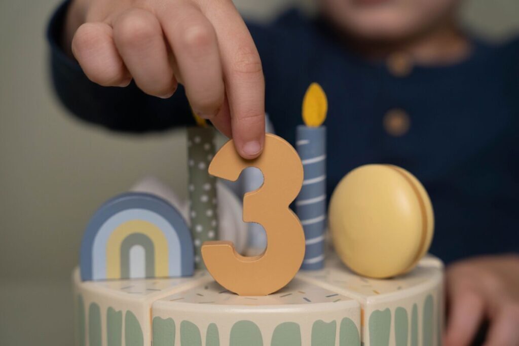Little Dutch wooden birthday cake ´Blue´ FSC