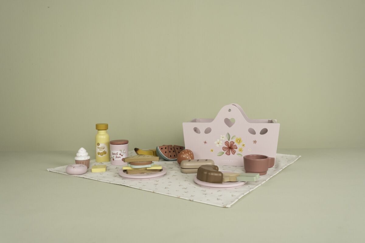 Little Dutch Picnic Play Set FSC wood