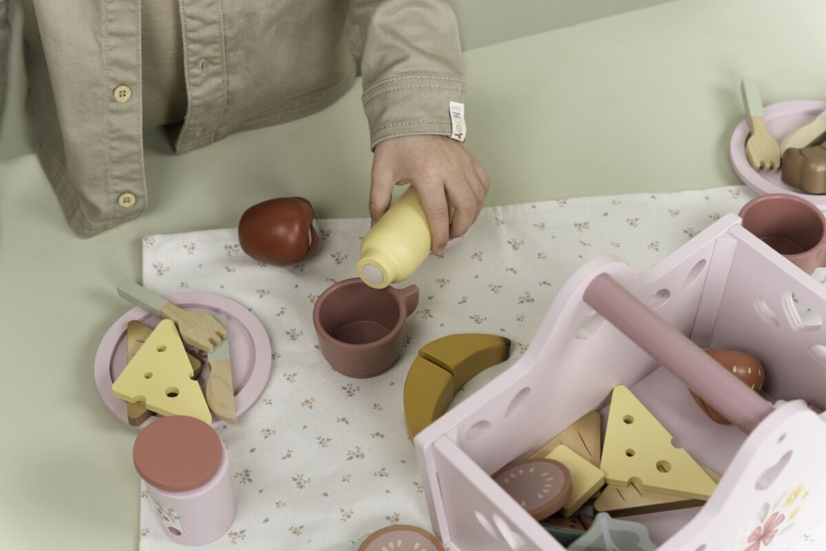 Little Dutch Picnic Play Set FSC wood