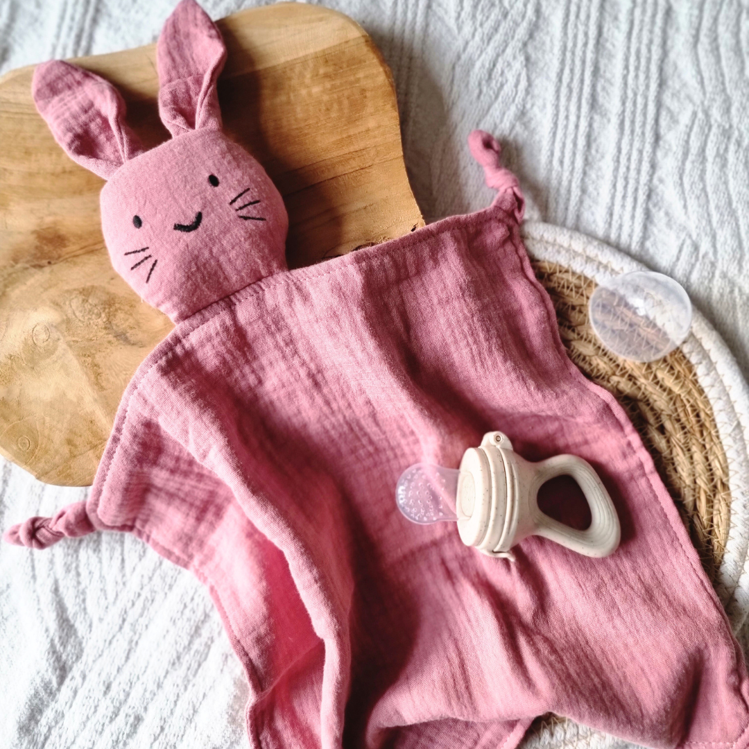 Muslin toy Rabbit - Old Pink