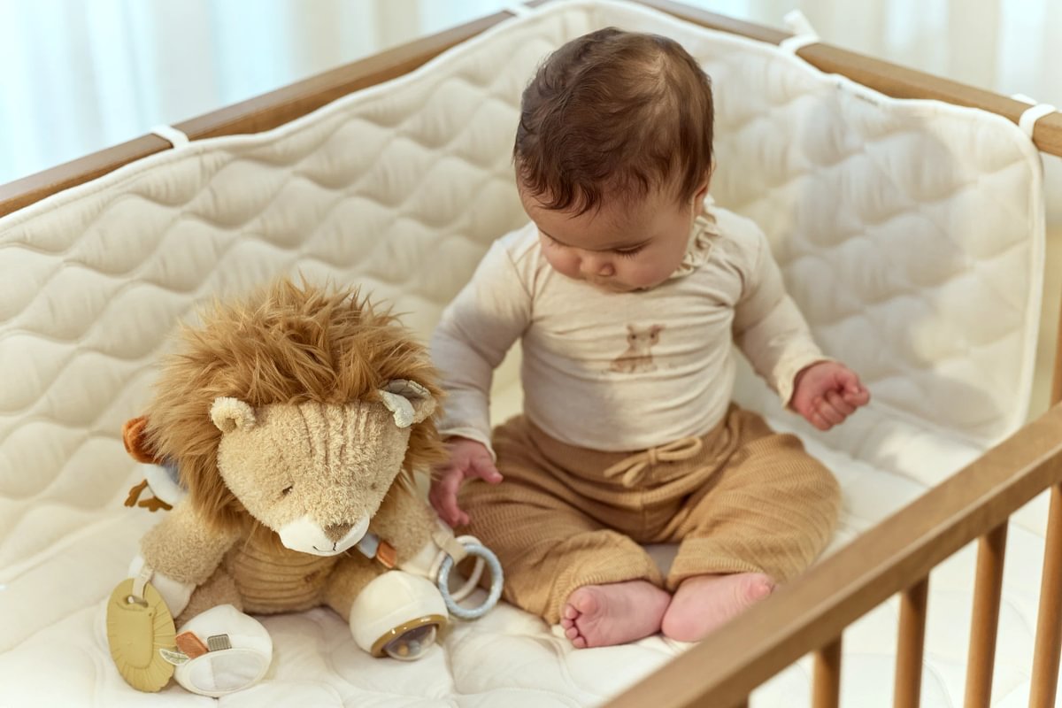 Little Dutch Activity Cuddle Lion ´Safari Friends´ GRS