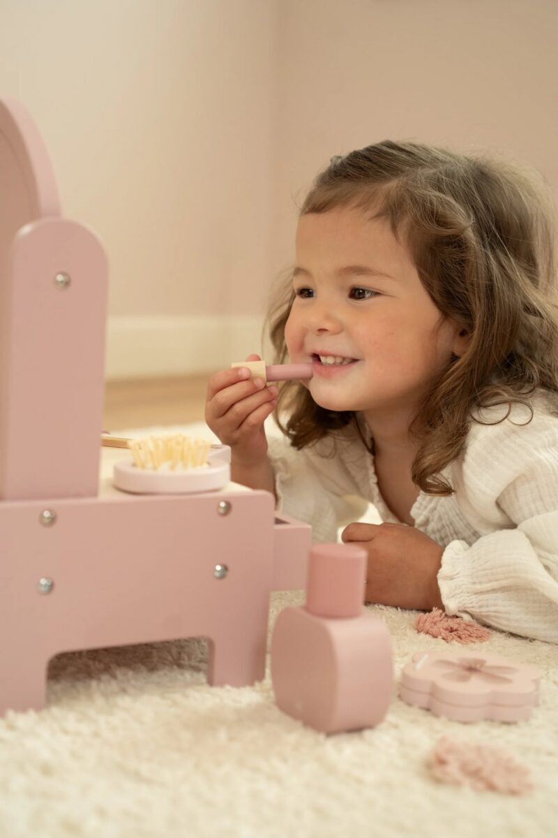 Little Dutch Dressing Table FSC