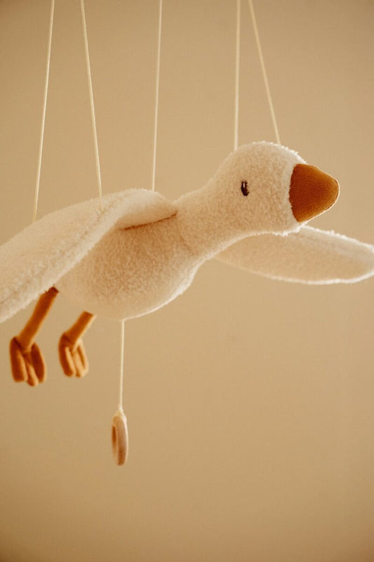 Little Dutch Flying Little Goose Newborn Naturals GRS