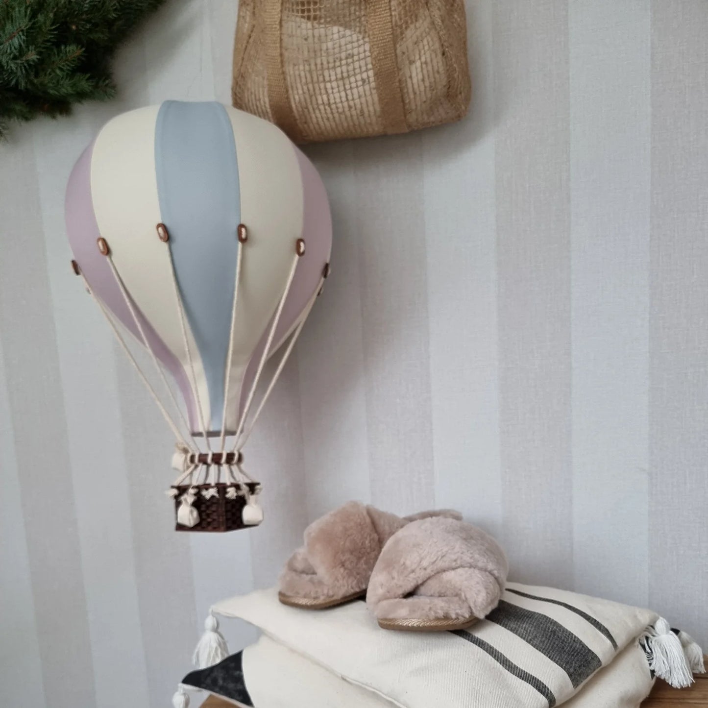 Decorative Hot Air Balloon - Creamy, mint, heather