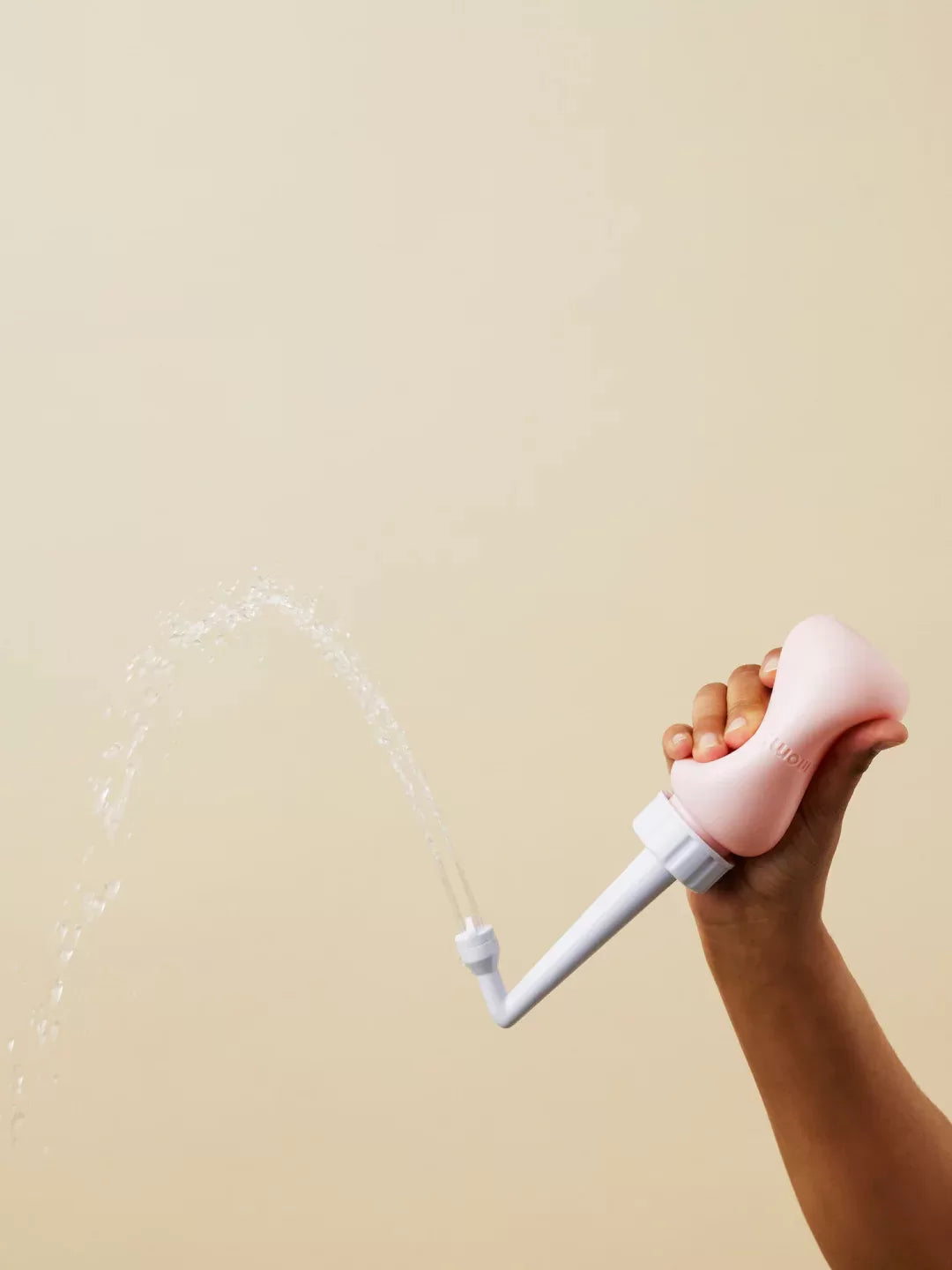 Momkind Washing Bottle - Pink