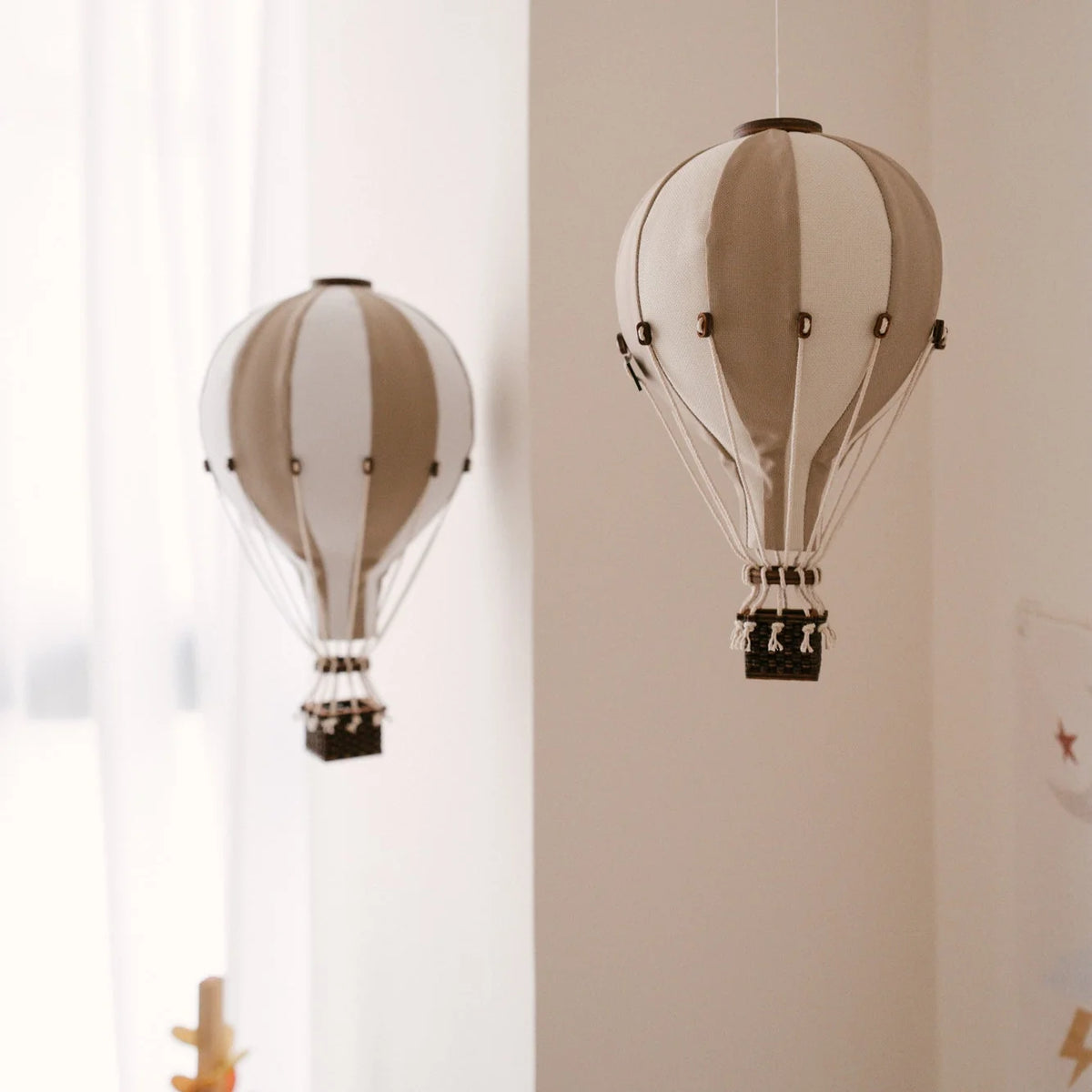 Decorative Hot Air Balloon - Light Brown/White