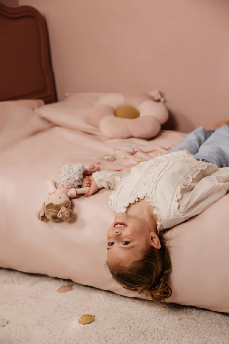 Little Dutch Cuddle Doll Rosa - 35cm