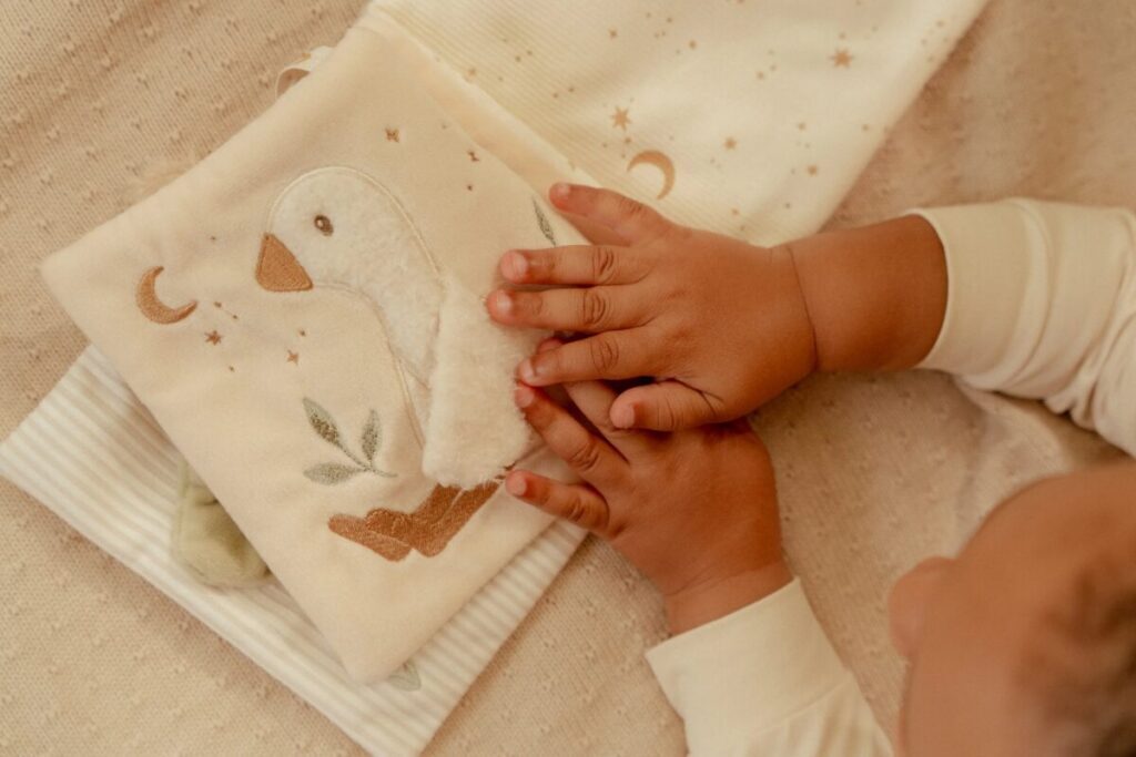 Little Dutch Mīkstā Grāmata ´Newborn Naturals´ GRS